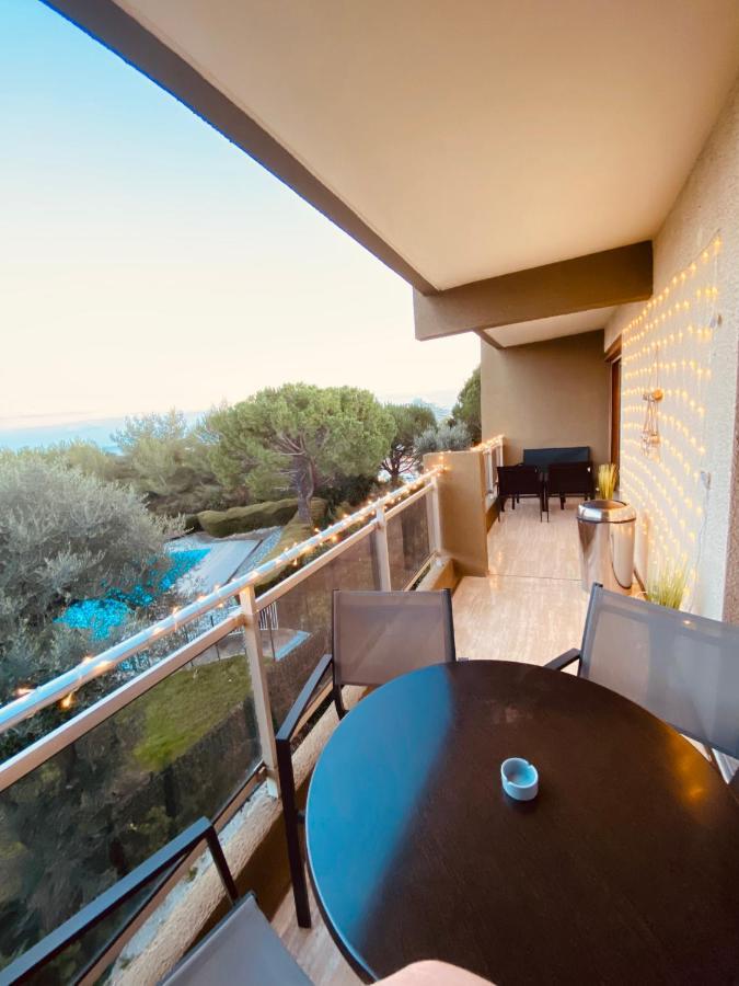 Appartement Cote D'Azur Plage - Piscine - Tennis วิลล์เนิฟ-ลูเบ ภายนอก รูปภาพ